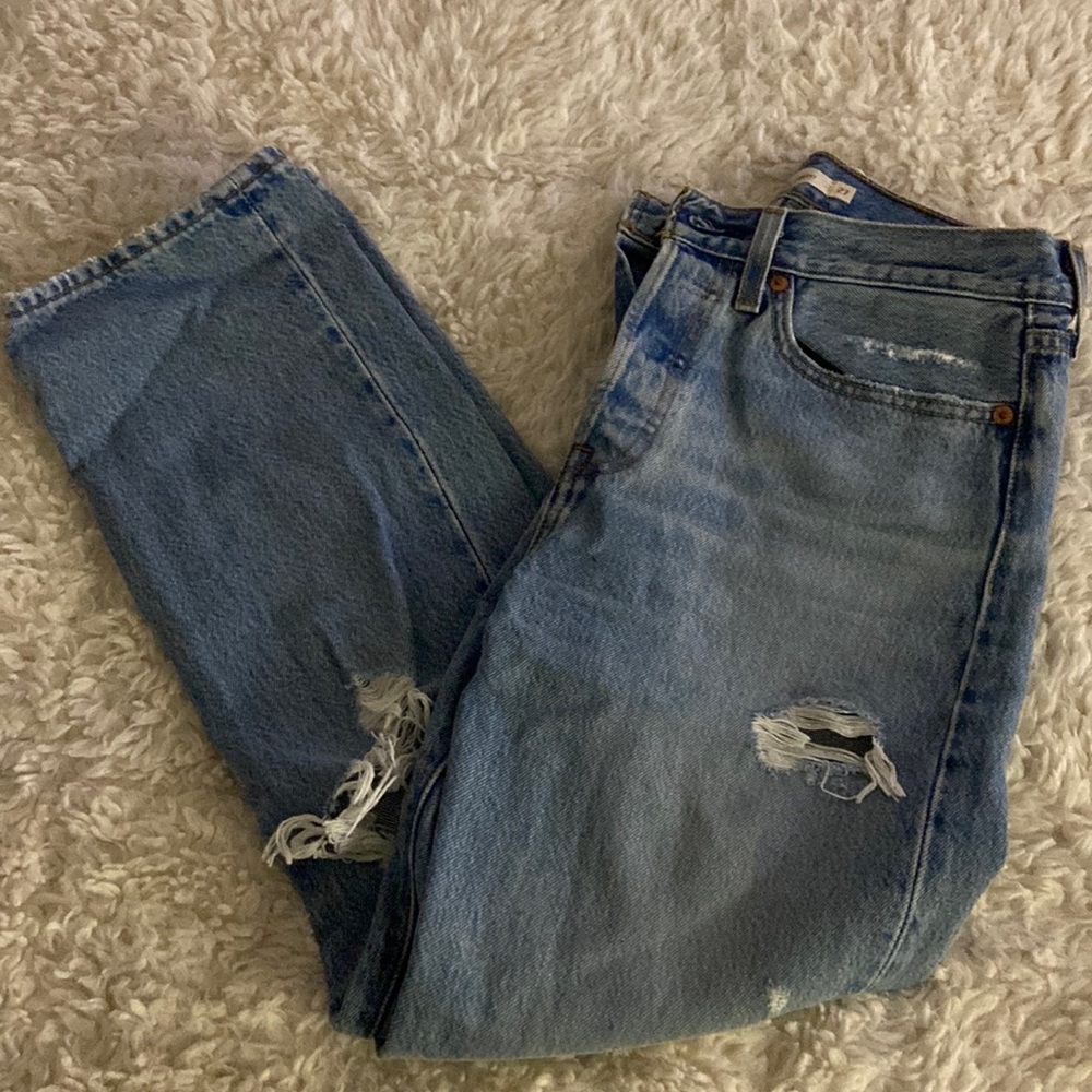 Levis